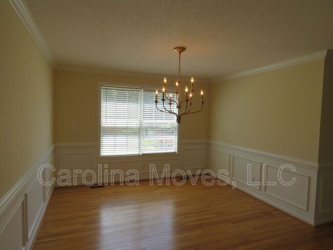 Building Photo - 22 Cunningham Cir