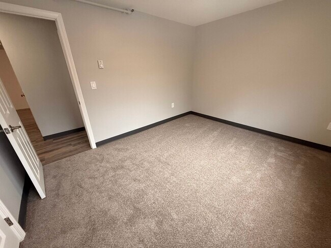 Building Photo - 29 Capron Rd