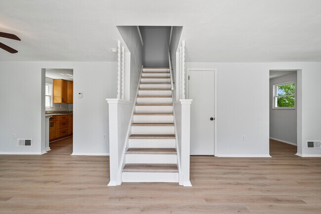 Building Photo - 759 Gallion Ave