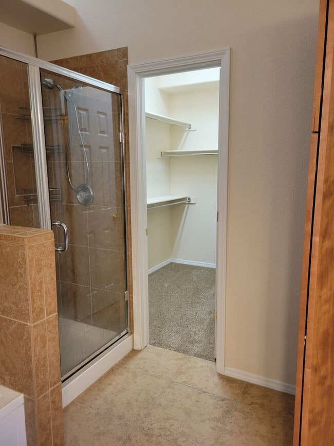 Building Photo - 4326 Susie View
