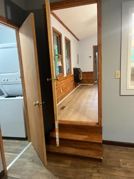 Building Photo - 2105 Bardowl Ln