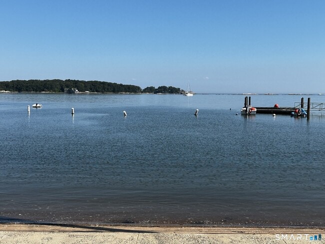 Building Photo - 322 Clark Ave