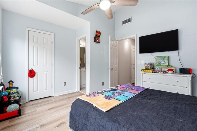 Building Photo - 1149 Liberty Pkwy NW