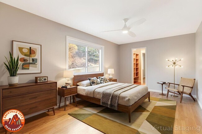 Building Photo - Updated 2-Bedroom Home in Gorgeous Woodland Hills (Landscaping Included)