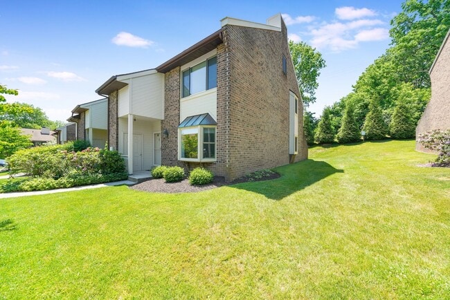 Building Photo - 3 Bed 2.5 Bath Townhome in Chesterbrook