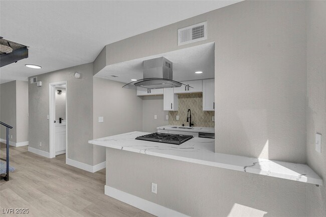 Building Photo - 456 Sellers Pl