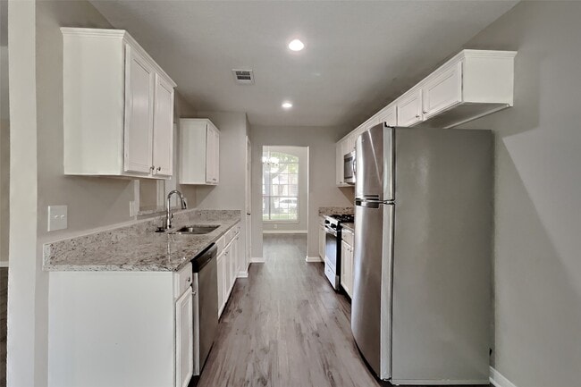 Building Photo - 22819 Williamschase Dr