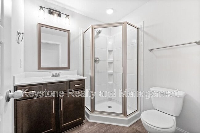 Building Photo - 750-H-104 Tracy Ln