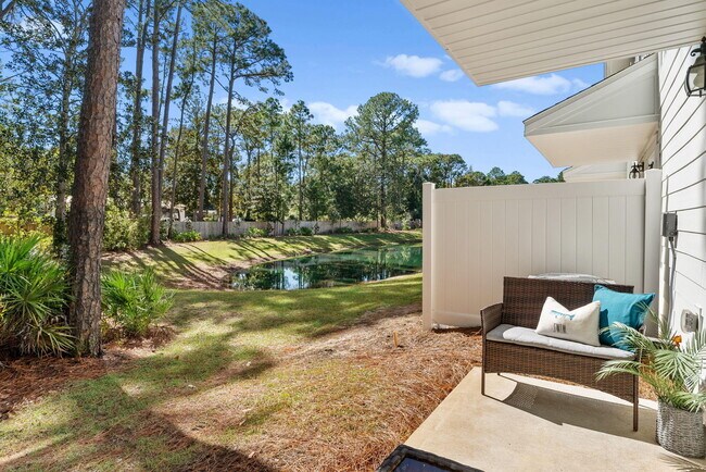 Building Photo - 183 Sandhill Pines Dr