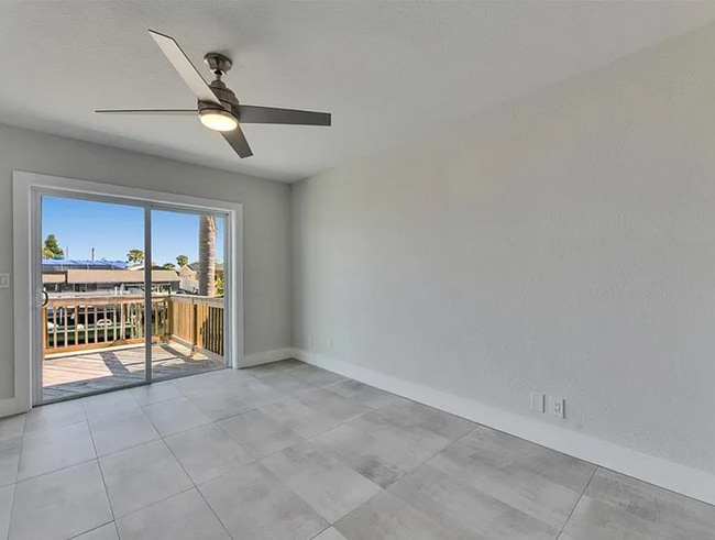 Building Photo - Apollo Beach Condo
