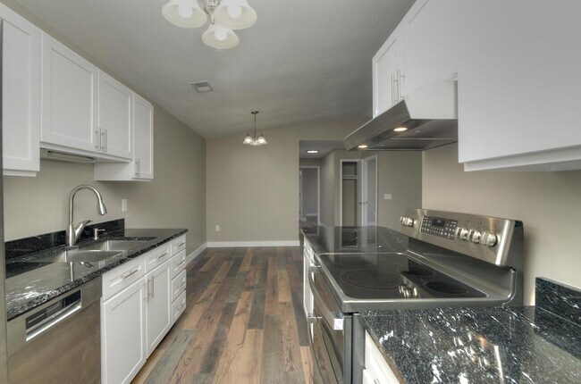 Building Photo - 7311 98th Ave