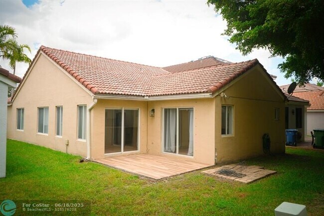 Building Photo - 1261 Majesty Terrace