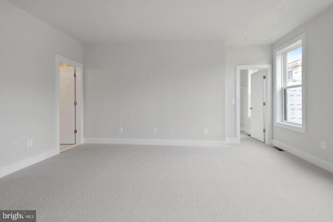 Building Photo - 1626 Bandit Loop