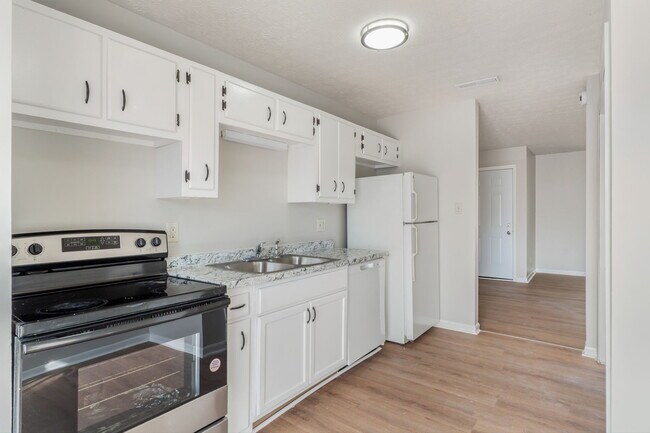 Building Photo - 4808 Cannon Ridge Dr