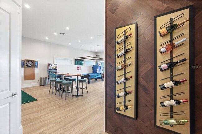 Building Photo - 340 Ocean Crest Dr