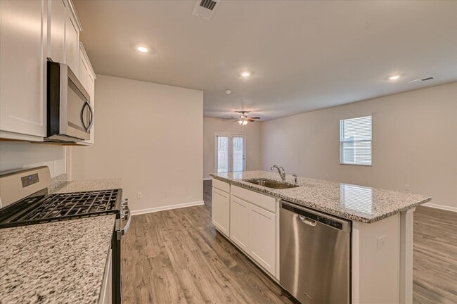 Building Photo - 2892 Calli Crossing Dr