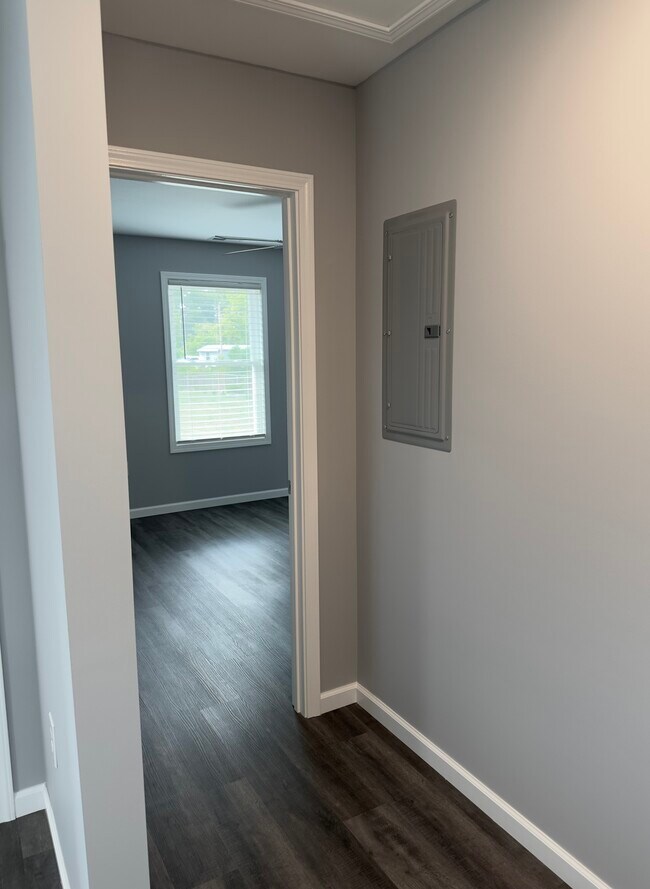 Building Photo - 105 Leslies Home Dr