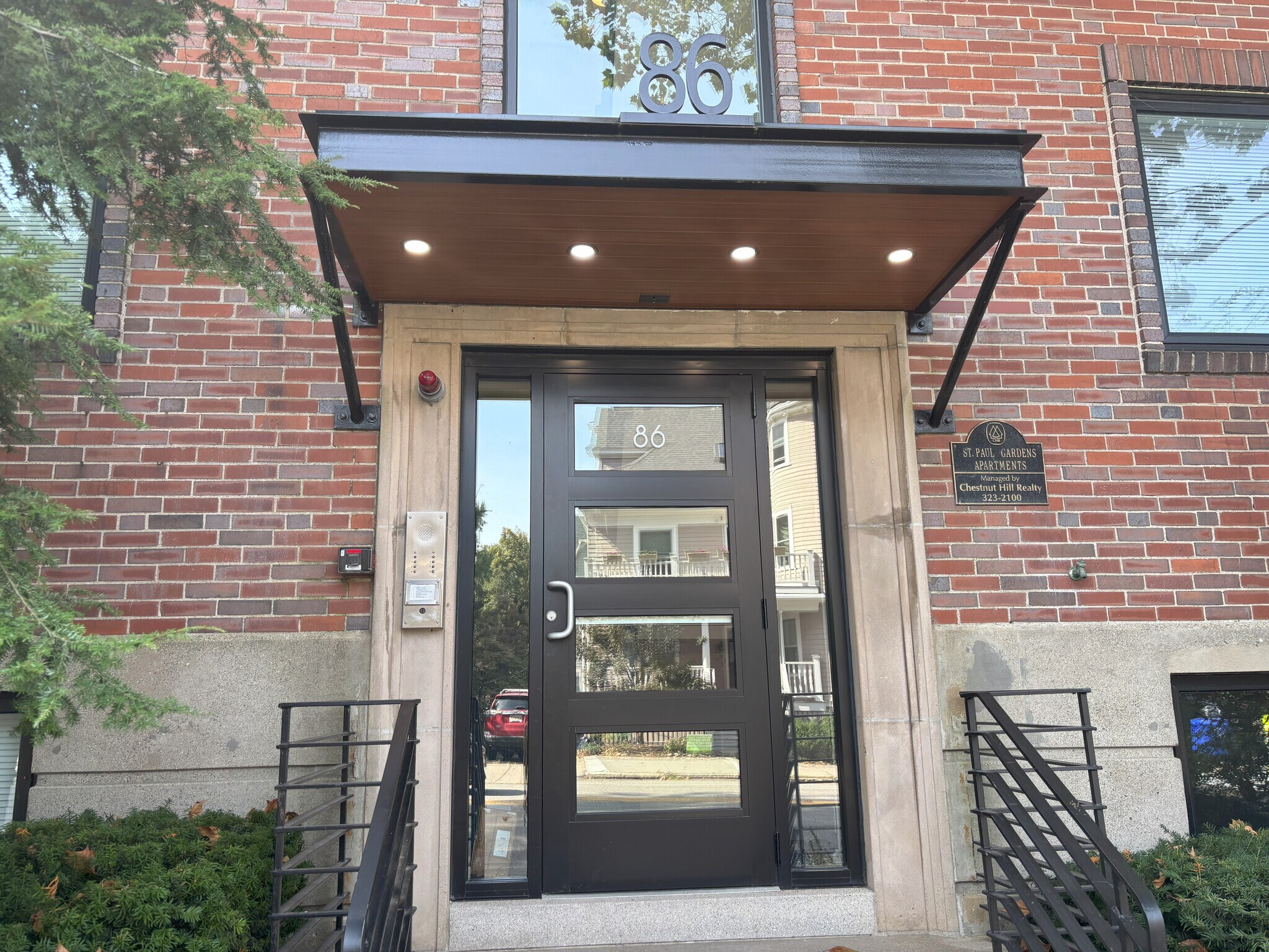 Building Photo - 153 Saint Paul St