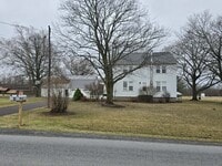 Building Photo - 1084 Yale Farm Rd