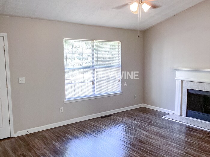 Building Photo - 107 Lake Terrace