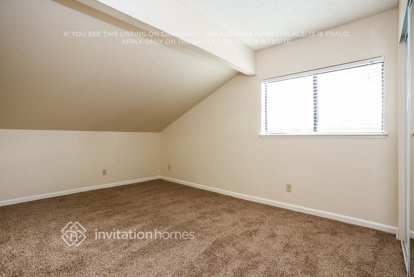Building Photo - 2126 Mendocino Dr
