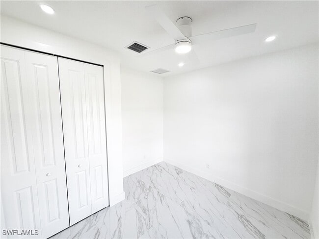 Building Photo - 852 Chipley St E