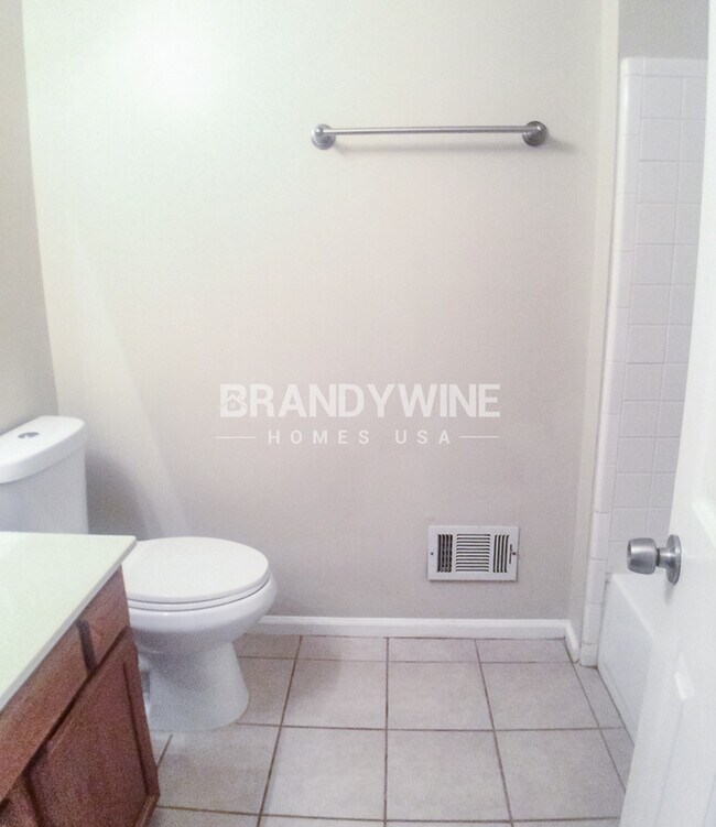 Building Photo - Home for the Holidays: Apply Now for Cozy ...