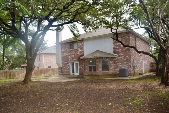 Building Photo - Property for rent