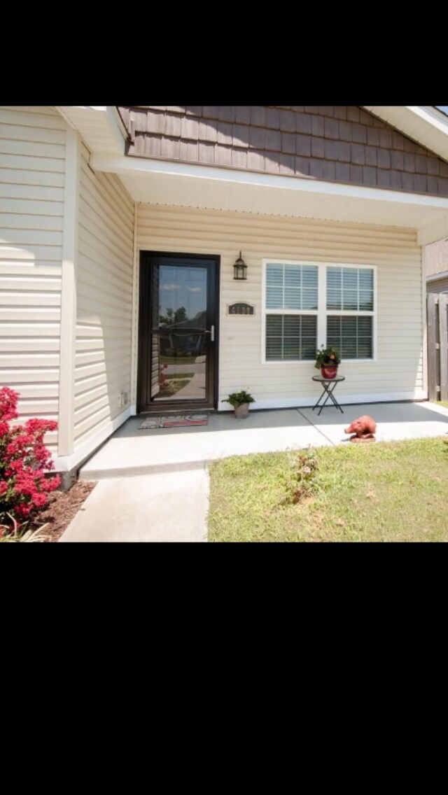 Building Photo - 4500 W Sweetgum Ln