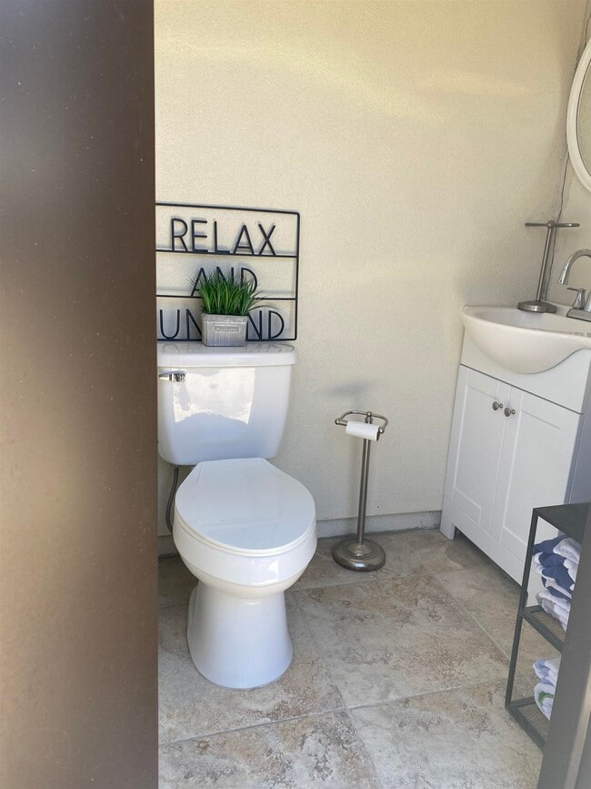 Building Photo - 307 Michoacan Loop