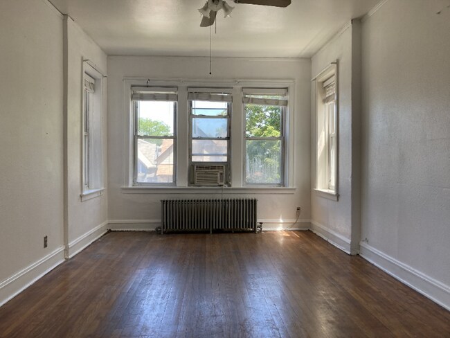 Building Photo - 1830 N Tripp Ave