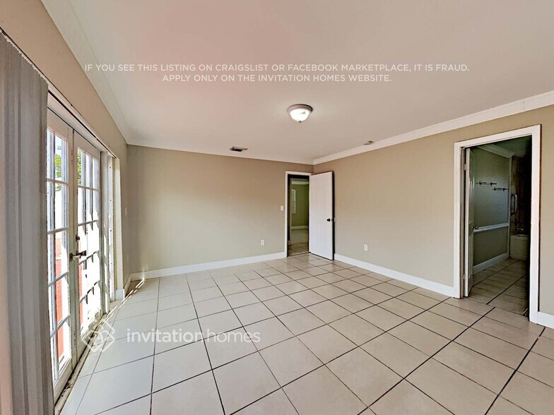 Building Photo - 1747 SW 136th Pl