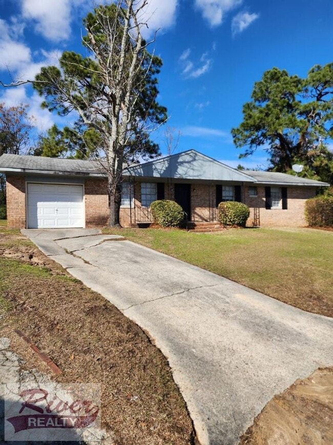 Building Photo - House For Rent In South Augusta