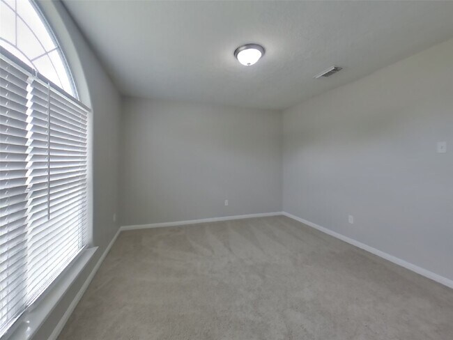Building Photo - 224 Kellyn Ct
