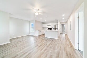 Building Photo - 254 Taylor Ln