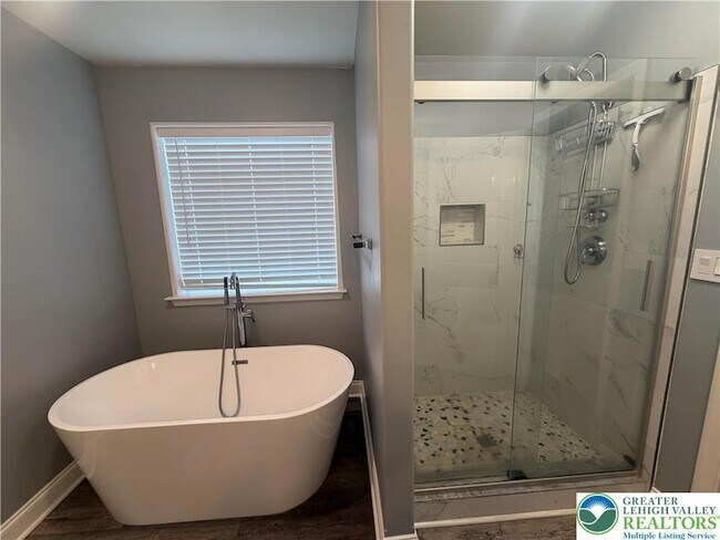 Building Photo - 7109 Hunt Dr