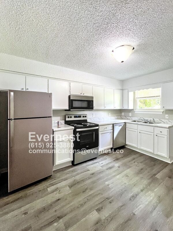 Building Photo - 1176 Sioux Terrace