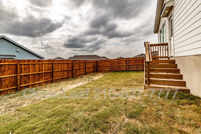 Building Photo - 506 Sarah Wy