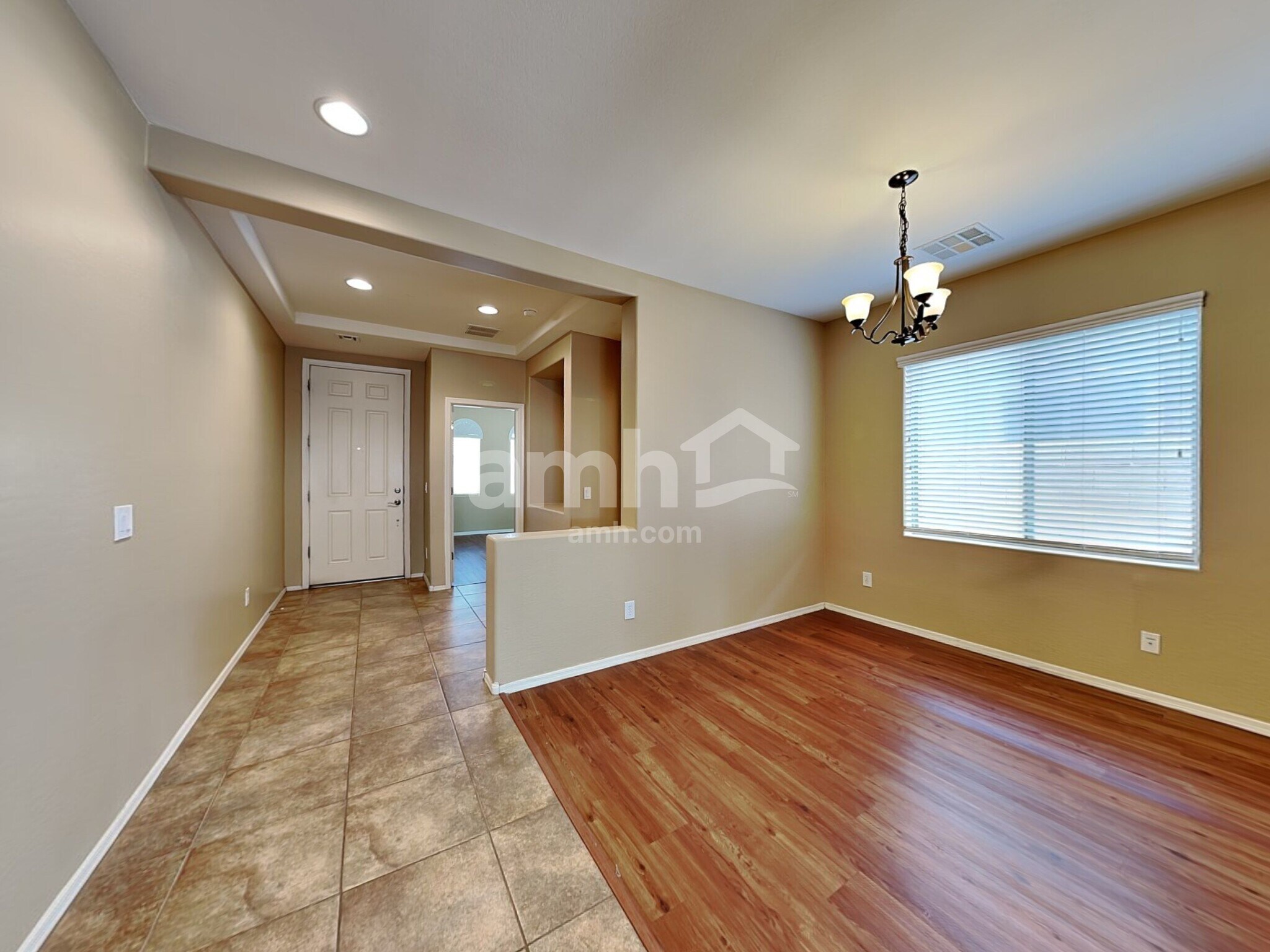 Building Photo - 38549 N Reynosa Dr