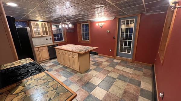 Building Photo - 53 Circuit Rd