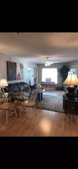 Primary Photo - Room in Condo on University Ct