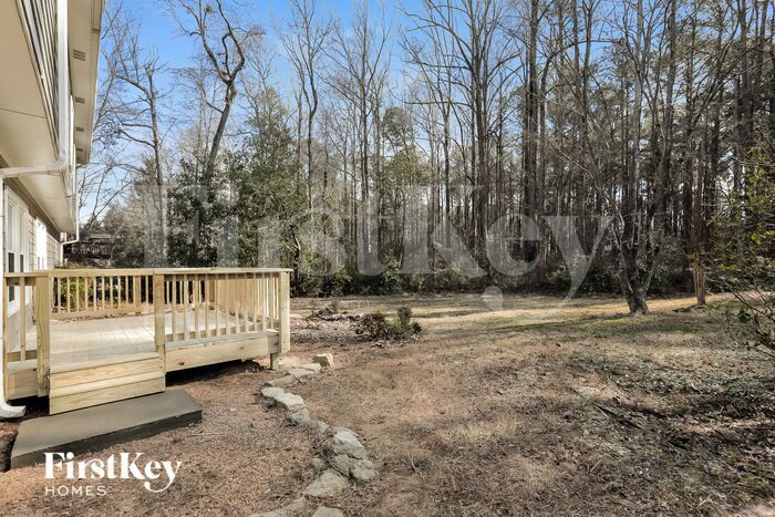 Building Photo - 1280 Burning Bush Dr