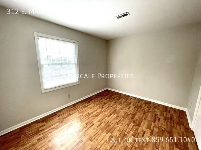 Building Photo - 312 E Main St