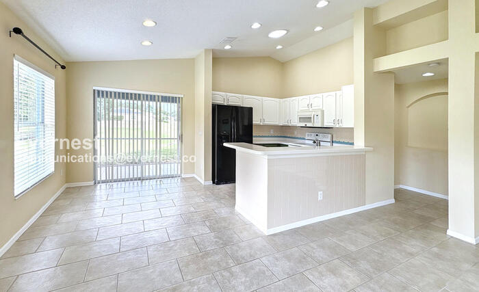 Building Photo - 2926 Walnut Grove Ct