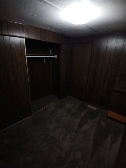 Building Photo - 4736 Ellsworth Ln