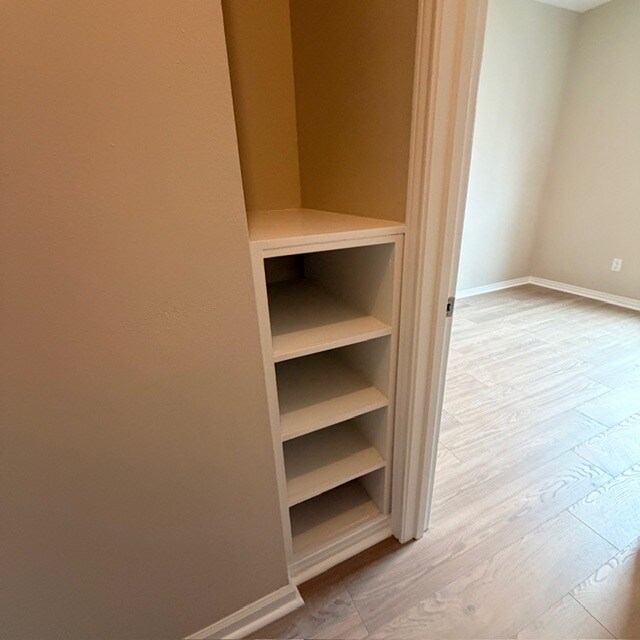 Building Photo - Daniels Landing Condos