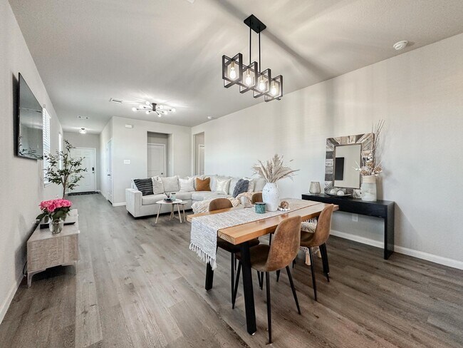 Building Photo - 2506 Moapa Dr