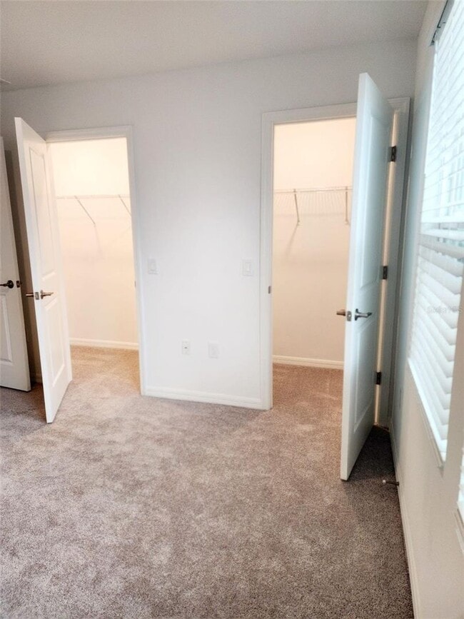 Building Photo - 2 Bedroom Townhome For Rent in Westview Kissimmee