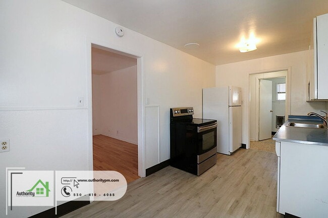 Building Photo - 2714 Leland Ave