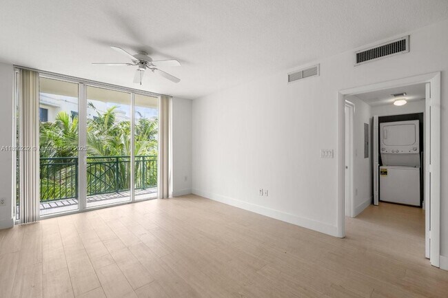 Building Photo - 510 NW 84th Ave